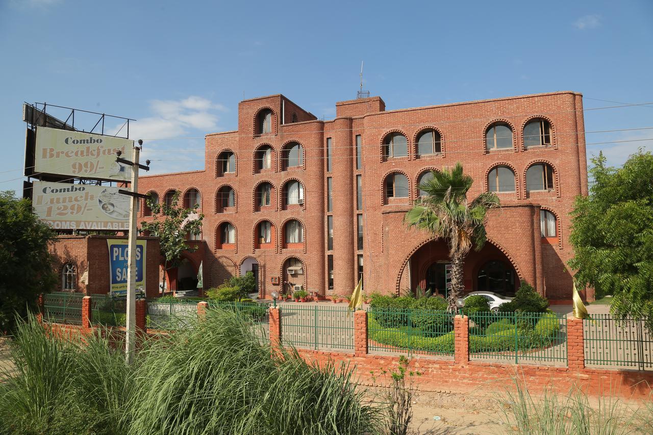 Magsons Resorts Kosi Exterior foto
